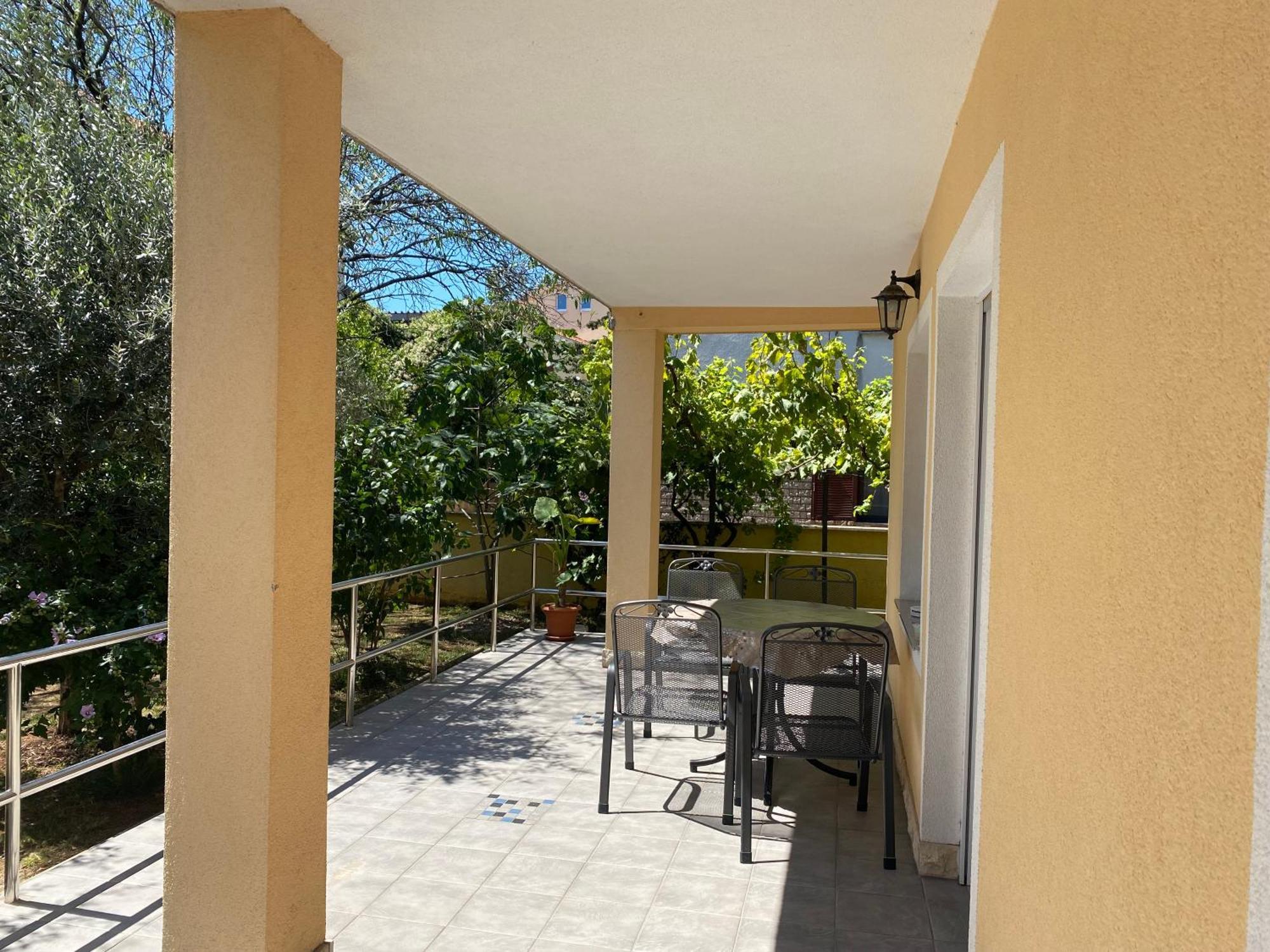 קרק Apartments Topic & Krk Central Location מראה חיצוני תמונה