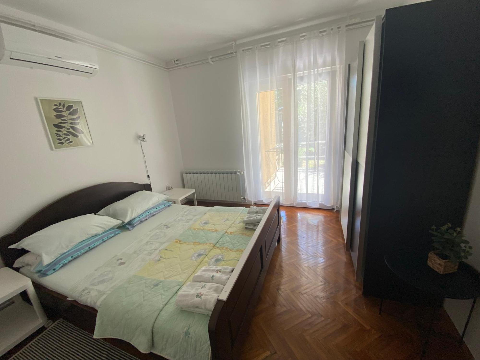קרק Apartments Topic & Krk Central Location מראה חיצוני תמונה