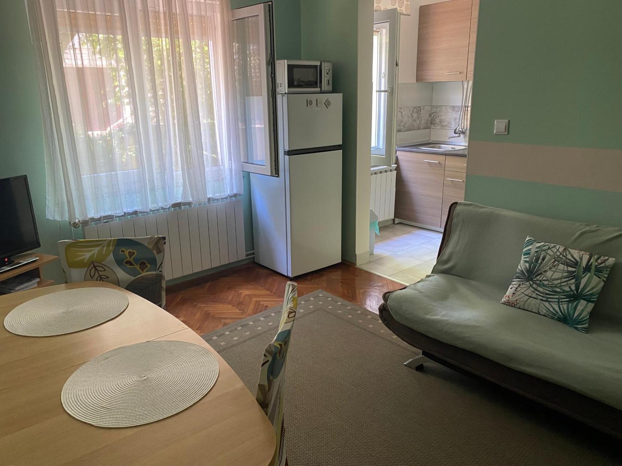 קרק Apartments Topic & Krk Central Location מראה חיצוני תמונה